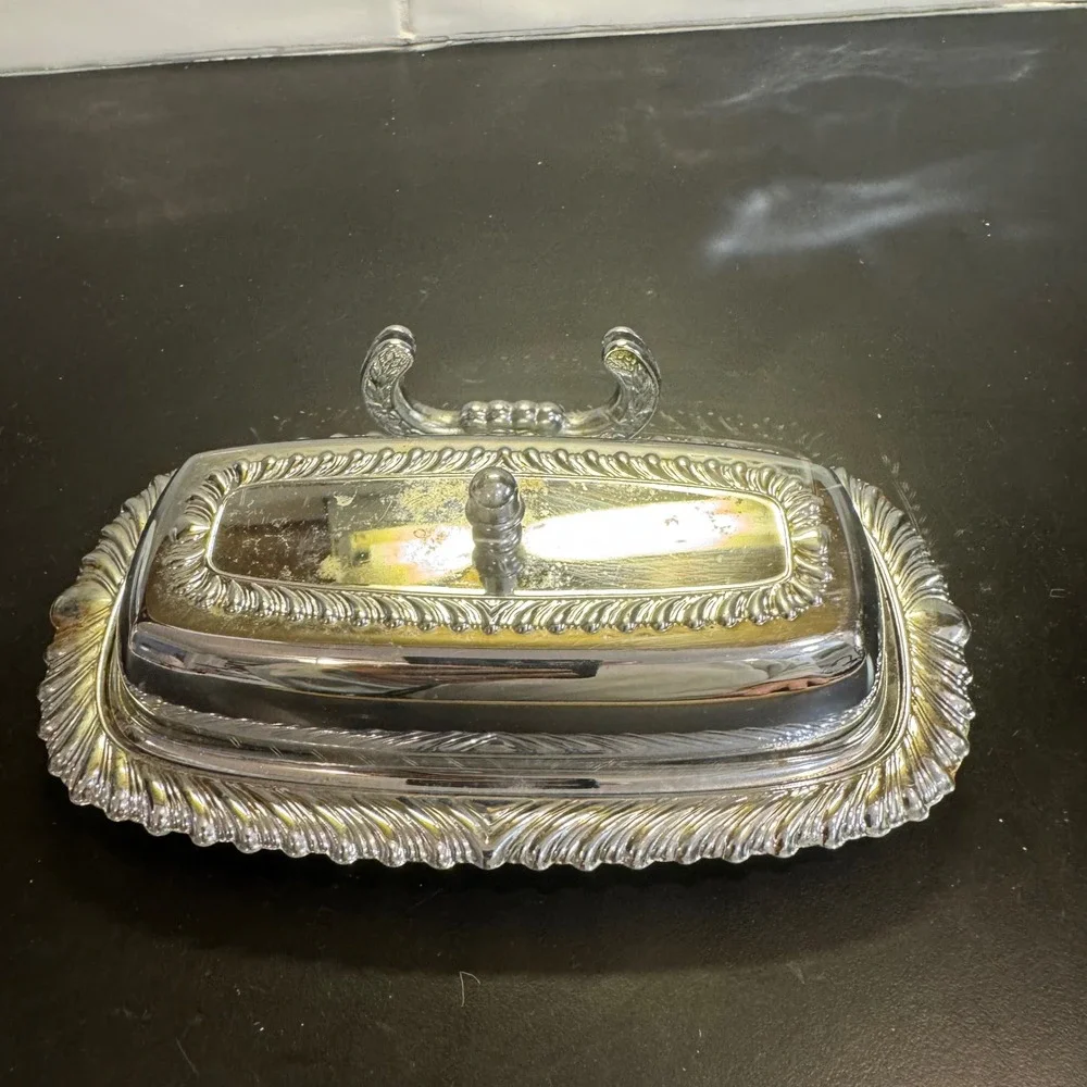 Leonard Silverplate Butter Dish Home Size Silver Ornate Scroll Glass Insert 4470